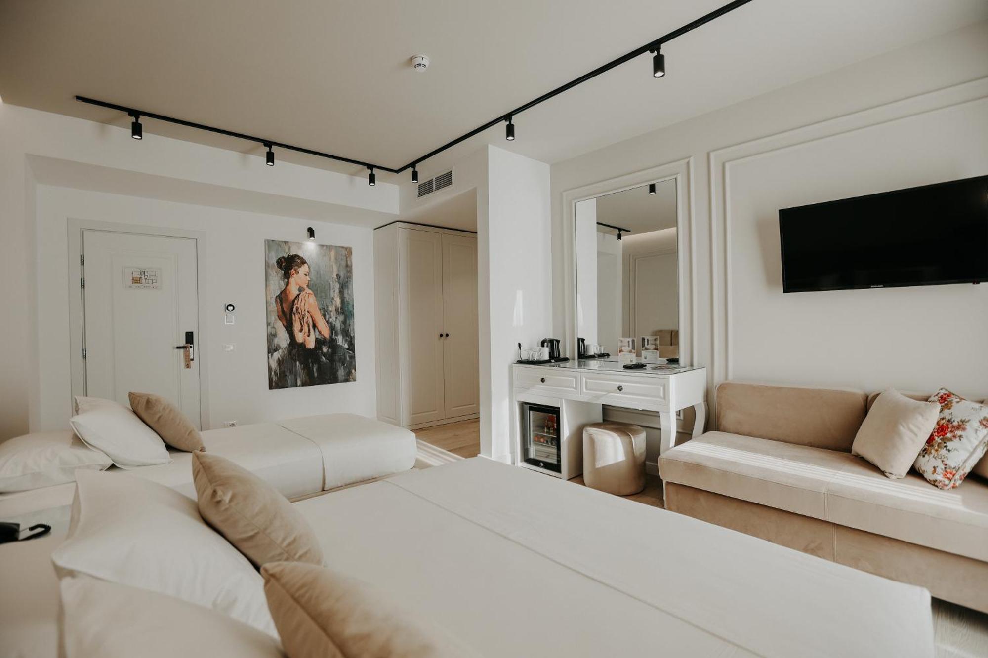 Seaside Hotel Влёра Экстерьер фото